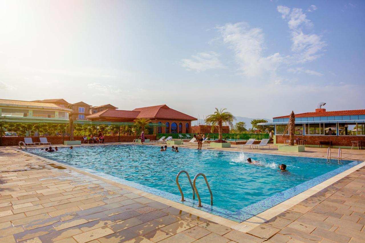 Lumbini Green Resort Bhagwanpur エクステリア 写真