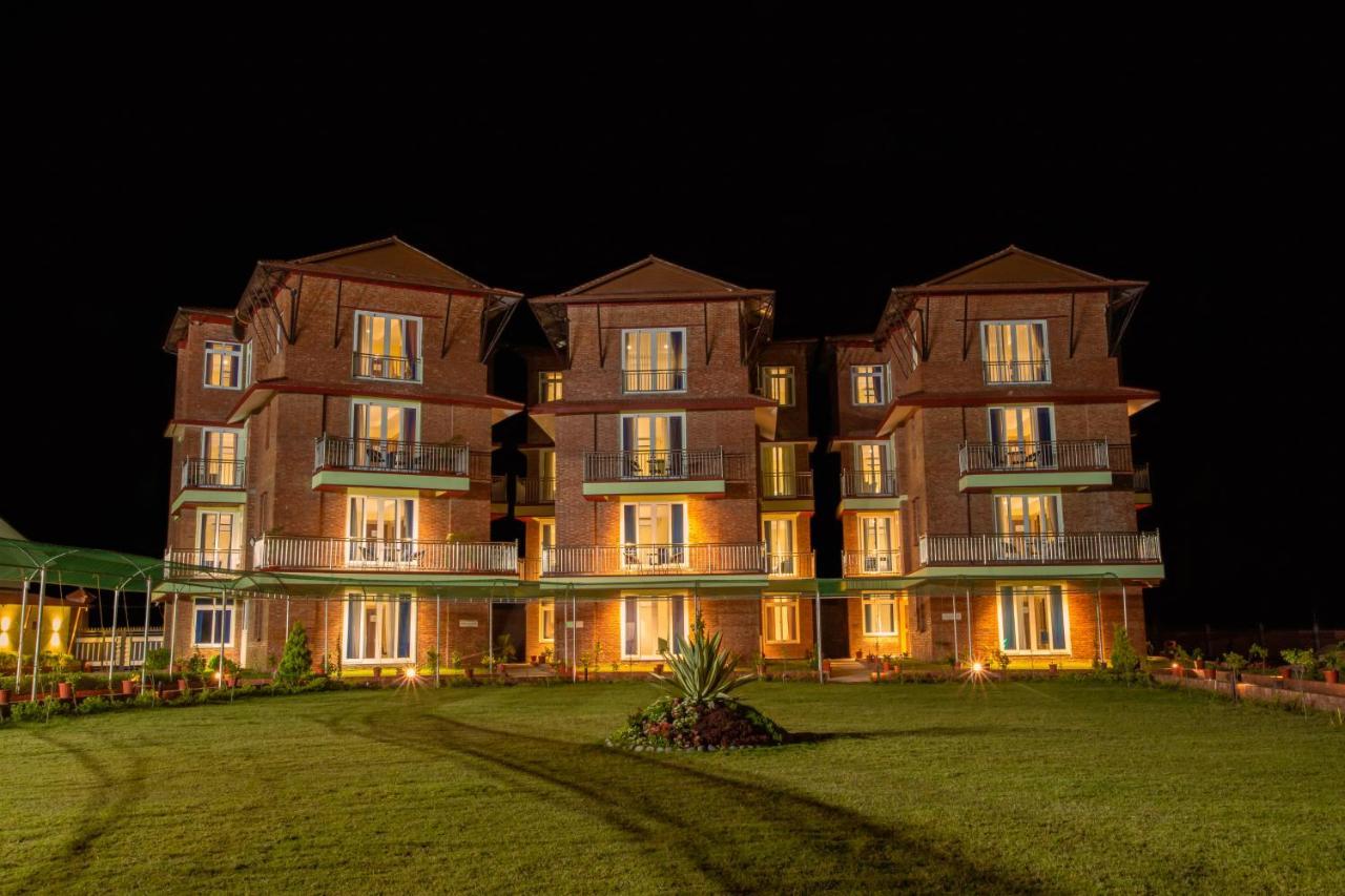 Lumbini Green Resort Bhagwanpur エクステリア 写真